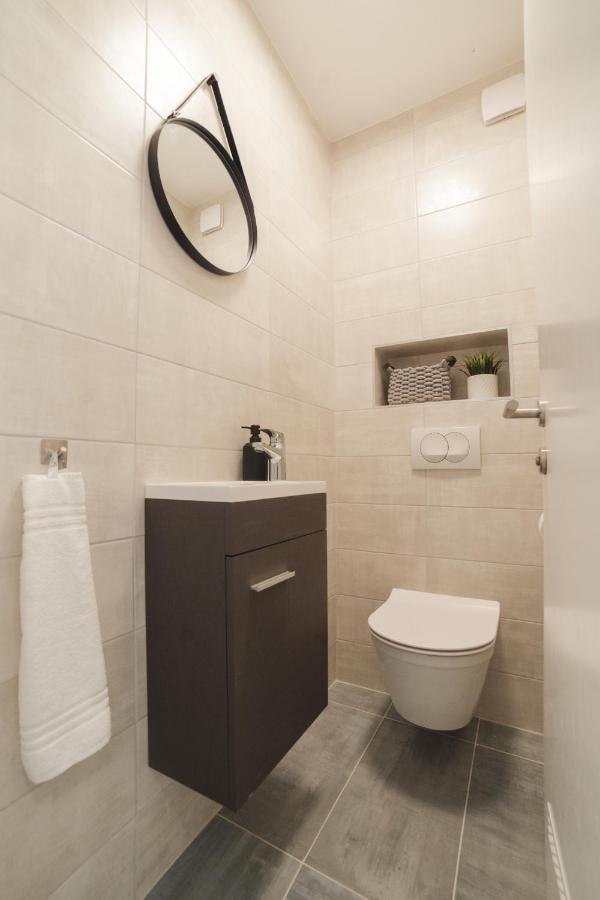 St. Martin'S Apartments Grkavescak Bagian luar foto